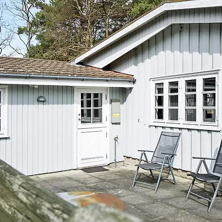 Feriehus Three-Bedroom Holiday home in Nexø 32